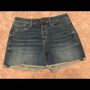 Universal Threads Shorts